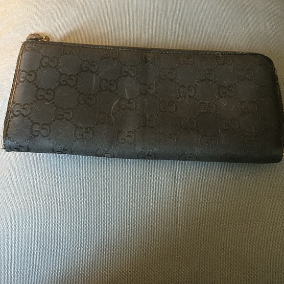 Black Gucci wallet - Picture 2 of 13